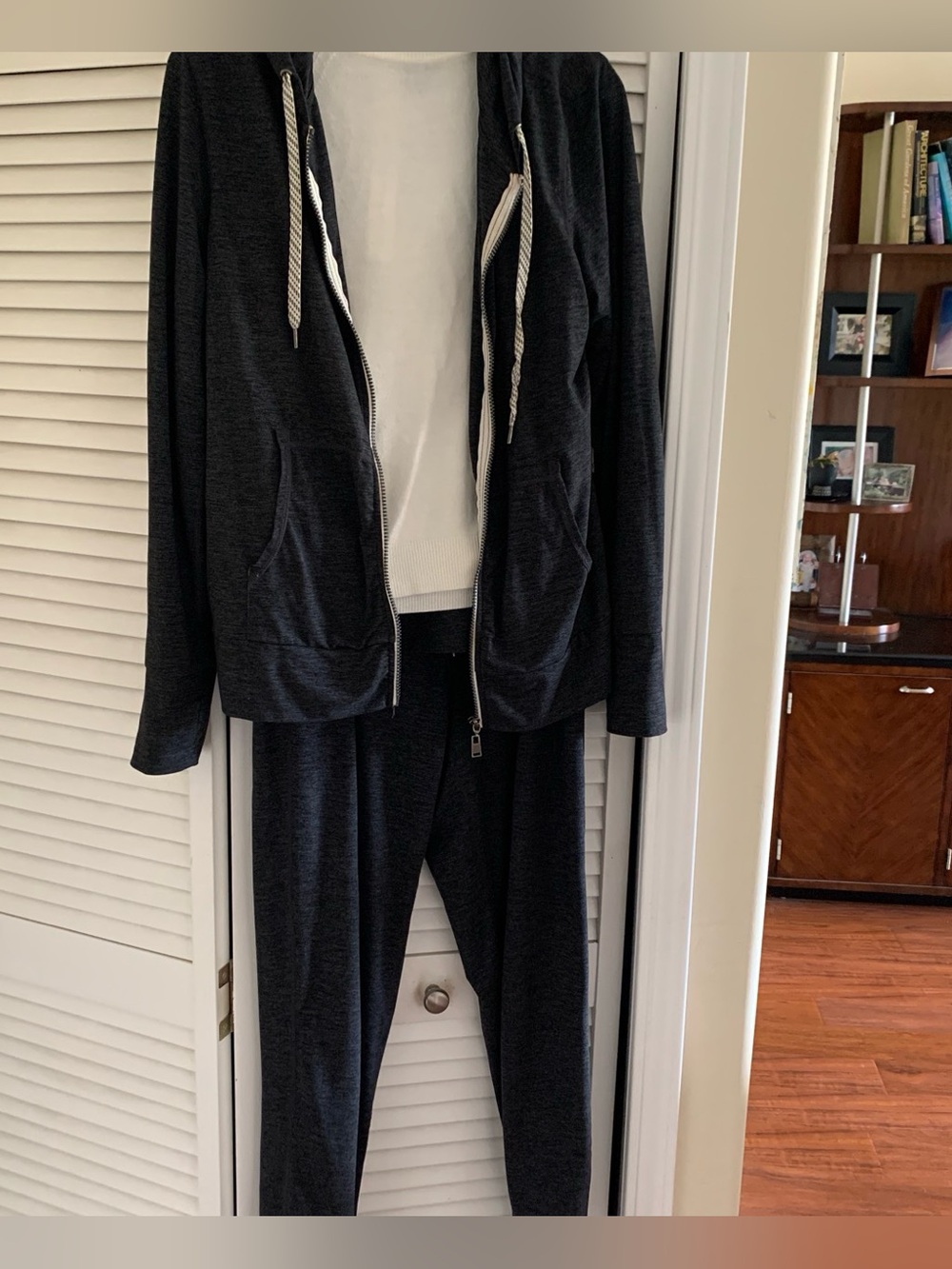 Women's charcoal Jogger Pants & Zip Hoodie Set